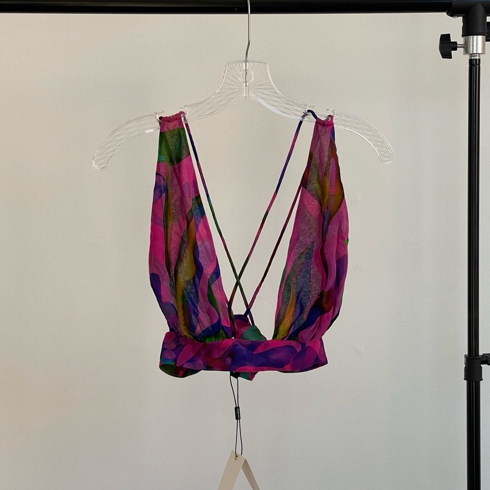 Retrofete Benny silk top tropical leaf size small. New with tags.